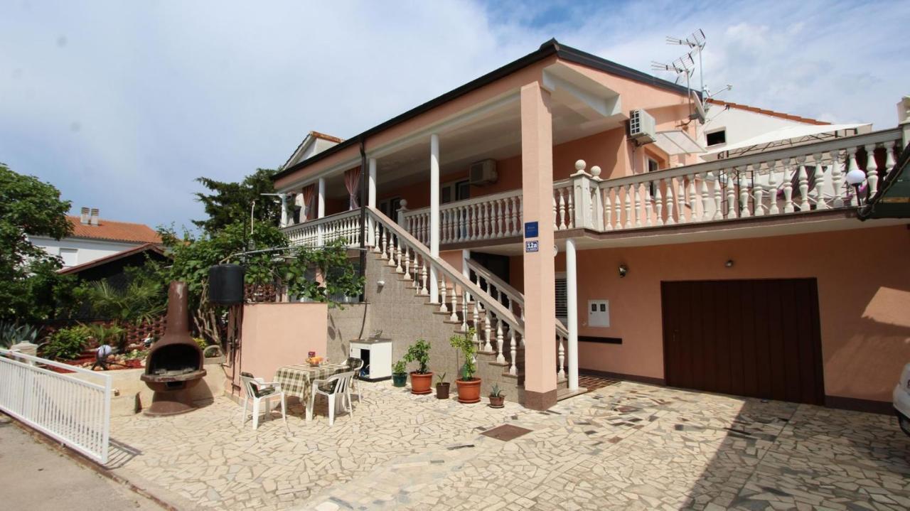Apartment Kreslin Vantacici Esterno foto