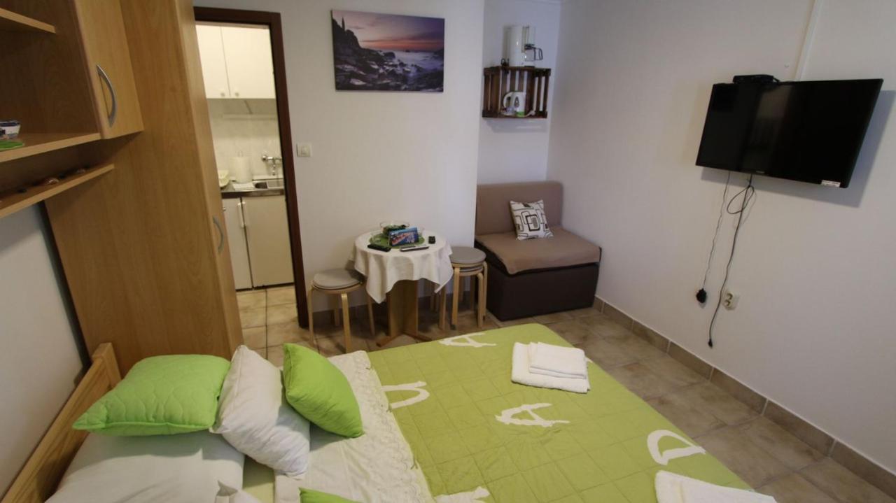 Apartment Kreslin Vantacici Esterno foto