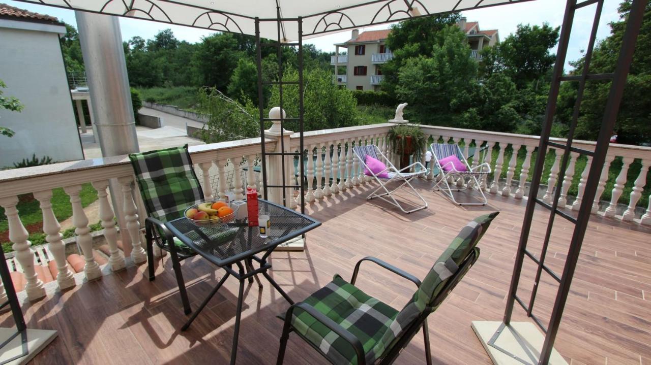 Apartment Kreslin Vantacici Esterno foto