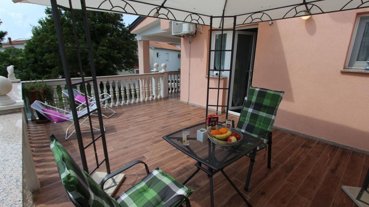 Apartment Kreslin Vantacici Esterno foto